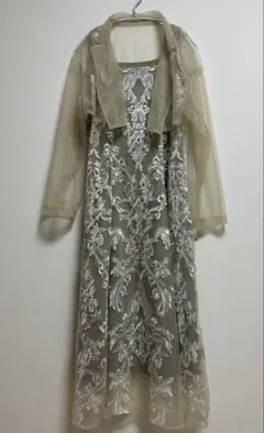 4★新品★ ドリードール　シアーエンブロイダリードレス　結婚式　サンプル品