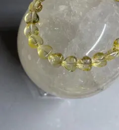 Item thumbnail for item d14582e5-9e73-4fcd-9791-477de3a0d0da