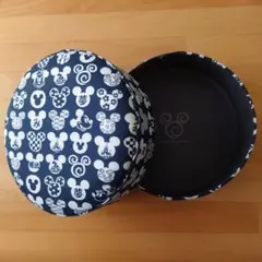 ミッキーマウス　お菓子　空き箱のサムネイル