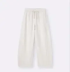 最終値下げGUホワイト スウェットバレルレッグパンツ　S
