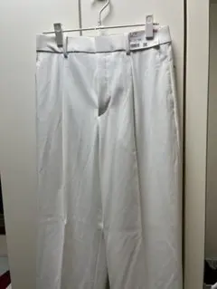 新品　UNIQLO タックワイドパンツ L ホワイト