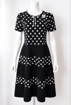 2026SS スーパービューティー　水玉ジャガード編み切替ニットワンピース 44