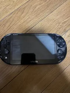 SONY PS Vita 本体 ゲームソフト3本付き ケース 充電器