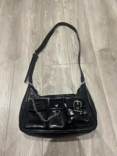 ブラックレザーショルダーバッグ