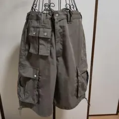 GU カーゴショートパンツ XL カーキのサムネイル