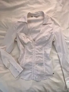 guess シャツ　白シャツ