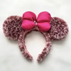 ディズニー　ミニーマウス　レオパード柄　ヒョウ柄　ピンク　カチューシャ