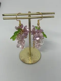 Item thumbnail for item c3c4b73a-29ec-49aa-8f51-a10a54117a34