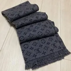 LOUIS VUITTONルイヴィトンモノグラム　クラシック　マフラー