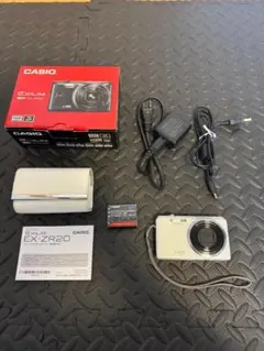CASIO EXILIM EX-ZR20 ホワイトのサムネイル