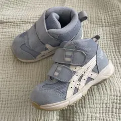 アシックス スニーカー