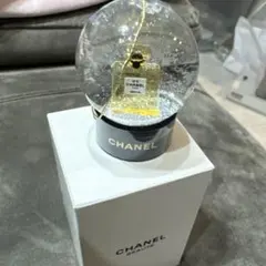 CHANEL　スノードーム