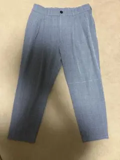 リラックスフィット グレー　スラックス