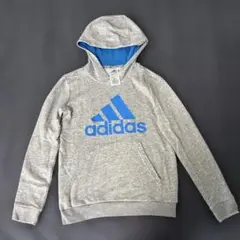 adidas 子供パーカー　140サイズ