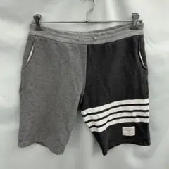 THOM BROWNE クラシック ループバック 4BAR ハーフパンツ 紐欠品のサムネイル