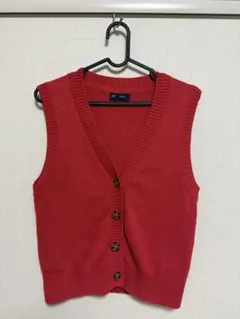 GAP ニットベスト レッド Sサイズのサムネイル