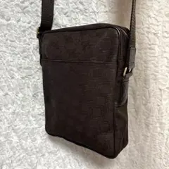 ダンヒル　ダークブラウン 総柄　斜め掛け　ショルダー　ロゴ　金具