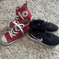 CONVERSE ALL STAR ハイカット レッド　NIKE 2足セットのサムネイル