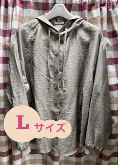 フード付き長袖シャツ ベージュ Lサイズのサムネイル