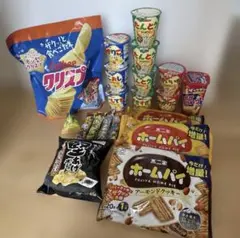 じゃがりこ　ポテチ　ホームパイ　お菓子詰め合わせ 20点 まとめ売りのサムネイル