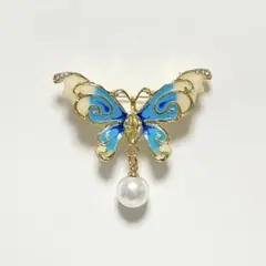 |◤ブローチ◢|✨新品✨　バタフライ　蝶　ブルー　イエロー　ゴールド　パール