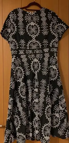 ロングワンピース 刺繍　コットン