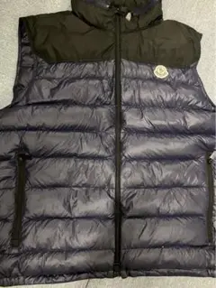 MONCLER ネイビー ダウンベスト