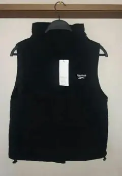 新品　レディースReebok ブラック ダウンベスト M