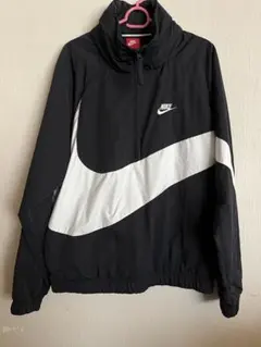★NIKE SWOOSH ナイロンジャケット★　黒 【XL】未使用 NIKE ナイロンジャケット ビッグスウッシュ XL 黒 - メルカリ