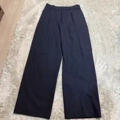 UNIQLO タックワイドパンツ