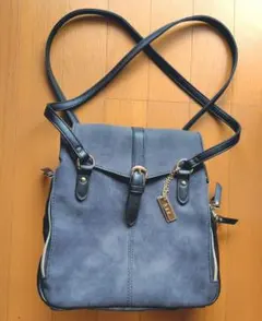 ａ.ｖ.ｖ. ショルダーバッグ　2ウェイ 合皮 スエード