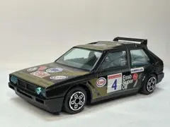 Bburago Lancia Delta S4 1/43 ミニカーのサムネイル