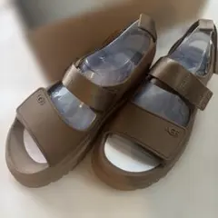 UGG W GOLDENGLOW サンダル ブラウン 24cmのサムネイル