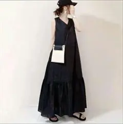 Vネックノースリーブフレアロングワンピース★ペプラム/フリル/オーバーサイズg