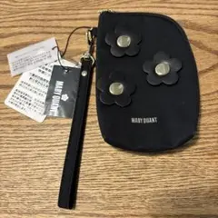 MARY QUANT ブラックポーチ フラワーモチーフ付き