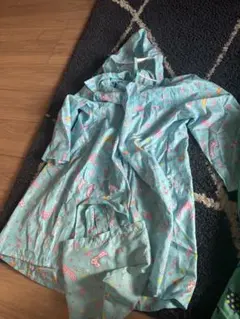 水色キャラクター柄フード付きレインコートコート 130cm