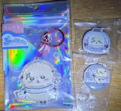 ちいかわ　くら寿司　ラッコ　ハチワレ　ぷっくりったいキーホルダー