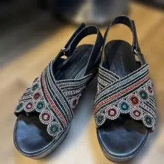 グレースコンチネンタルサンダル