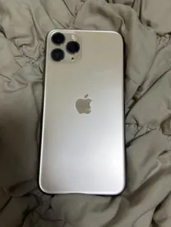 iPhone 11 Pro ゴールド本体　64GBのサムネイル