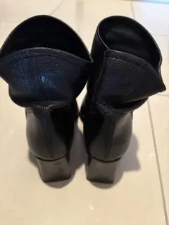 Max Mara ブラック レザー ショートブーツ