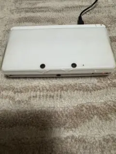 ニンテンドー3DS 本体　アイスホワイト　ジャンク品