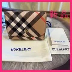 【新品貴重】Burberry 折りたたみ財布　チェック