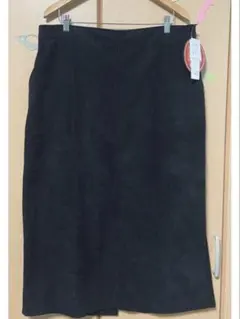 新品タグ付き コーデュロイ タイトスカート 大きいサイズ　4Lサイズ