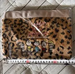 スヌーピー PEANUTS ヒョウ柄ポーチ チャーリー・ブラウン豹柄　ヘミングスのサムネイル