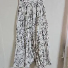 リエンダ　バイアスギャザーフラワーフレアスカートSサイズrienda