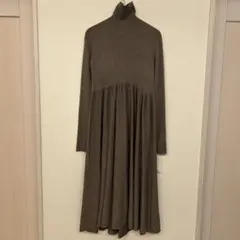 新品タグ付き ミラオーウェン タートルギャザーロングニットワンピース