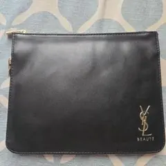 YSL ブラックレザーポーチ