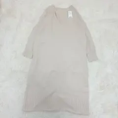 新品タグ付き✨アーバンリサーチ　Ｖネックニットワンピース　ロングワンピース