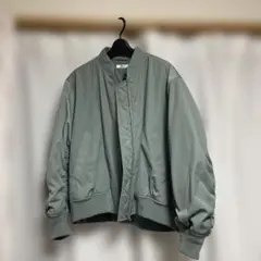 ユニクロCグリーン MA-1ジャケット Lサイズ