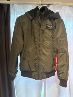 ALPHA INDUSTRIES ミリタリージャケット フード付き